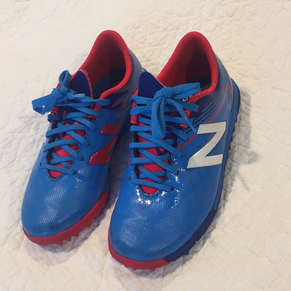 Boys indoor soccer shoes